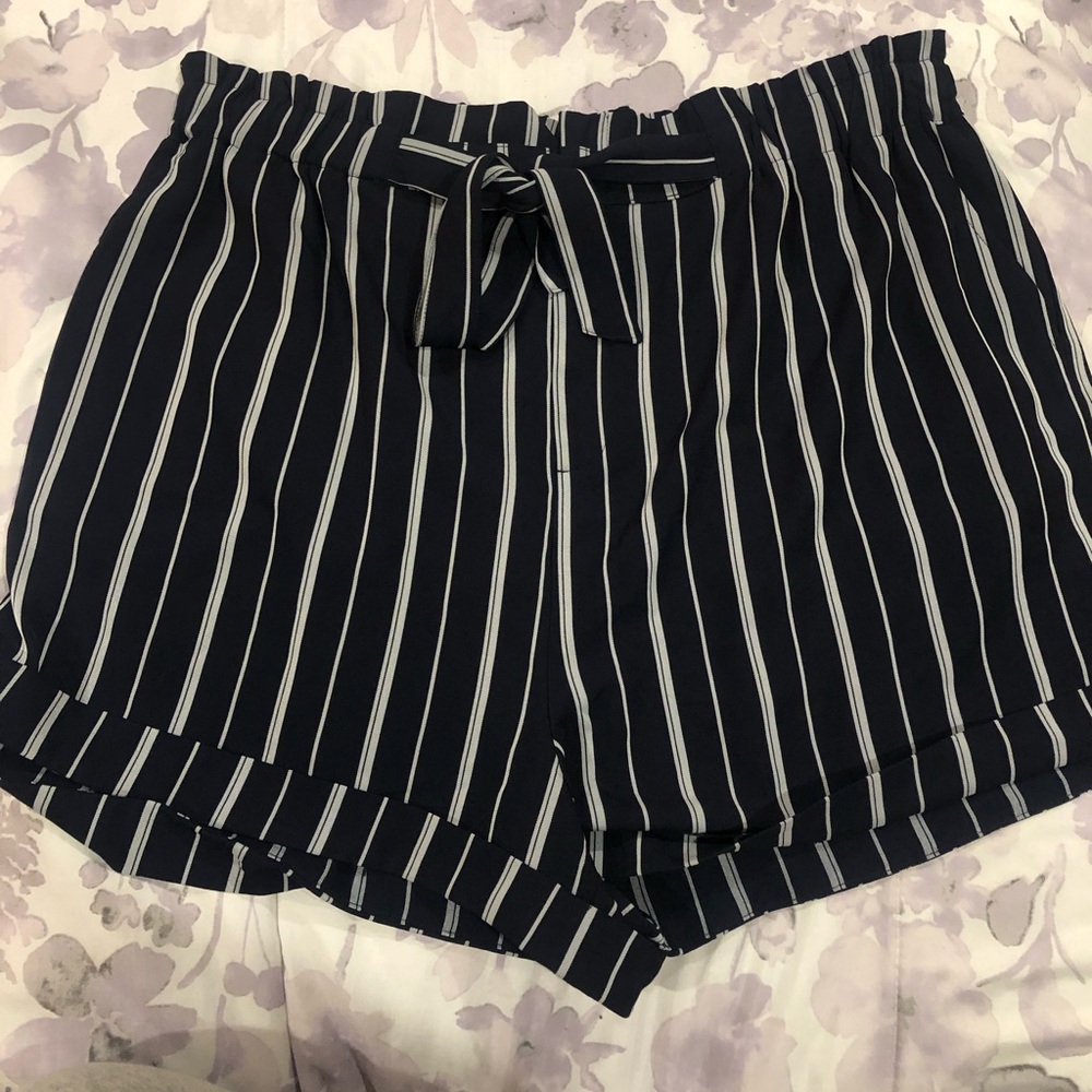 Forever21+ Pinstripe Paperbag Front-tie Shorts- 2x